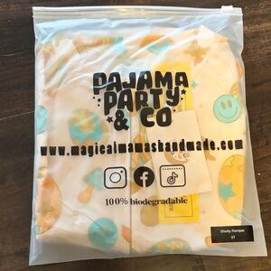 Magical mamas handmade (made with magic) boys Easter bamboo PJs size 3T